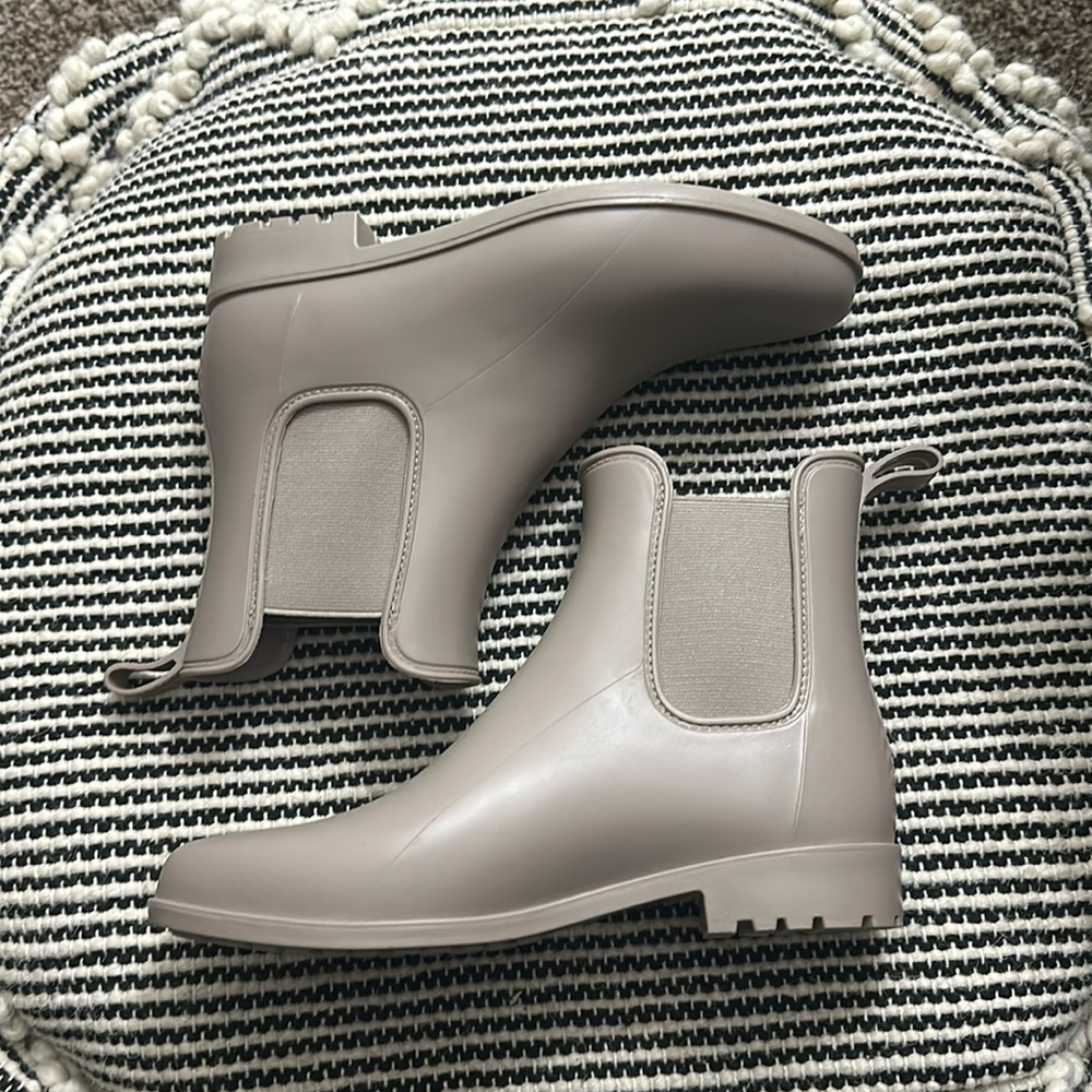 A New Day Taupe Chelsea Rain Boots - Size 8